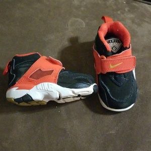 Nike baby boy shoes